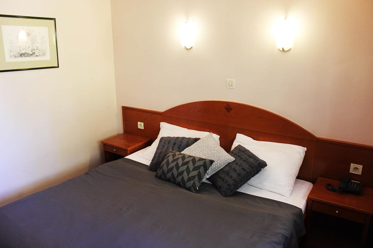 Hotel Lagus Gornji Kneginec 外观 照片